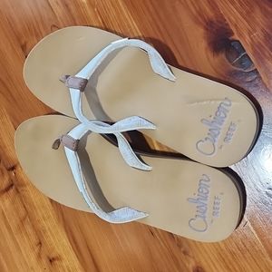 Reef flip flop shoes